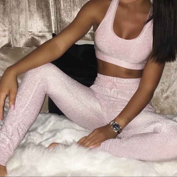 Other - Cute 💕Pink BOUTIQUE TWO PIECE SET , size M